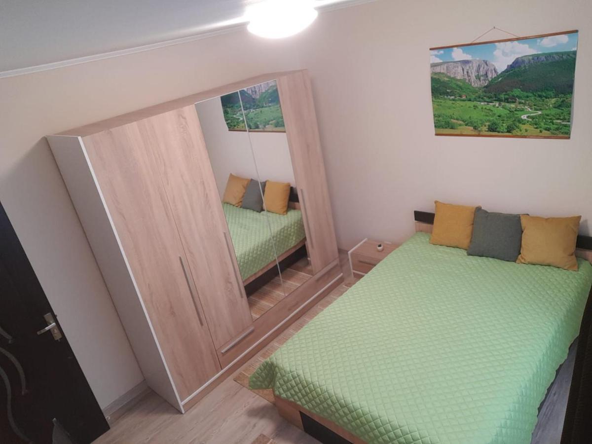 Zoldrebi Apartment Турда Екстериор снимка