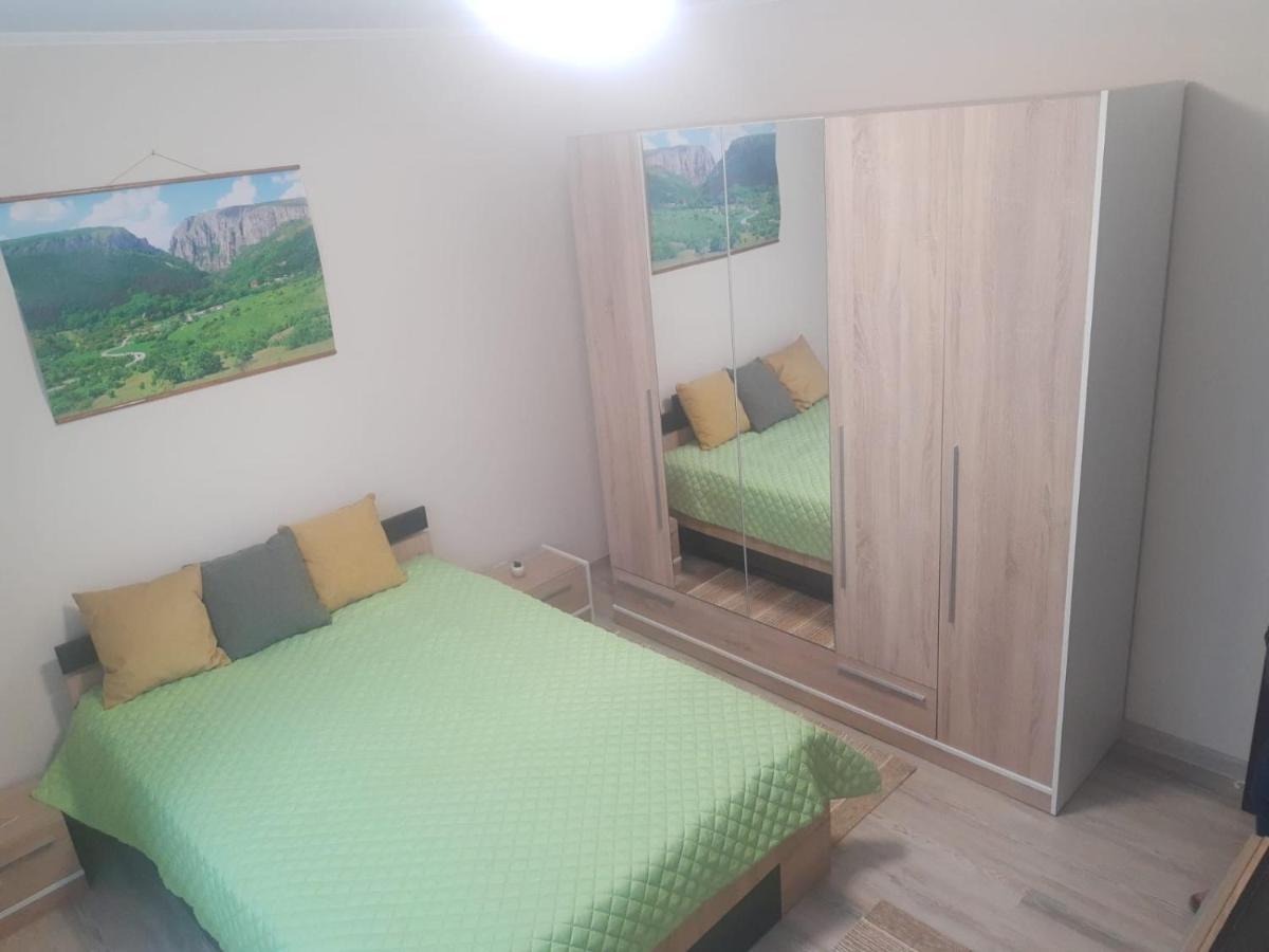 Zoldrebi Apartment Турда Екстериор снимка