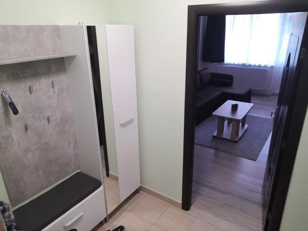 Zoldrebi Apartment Турда Екстериор снимка